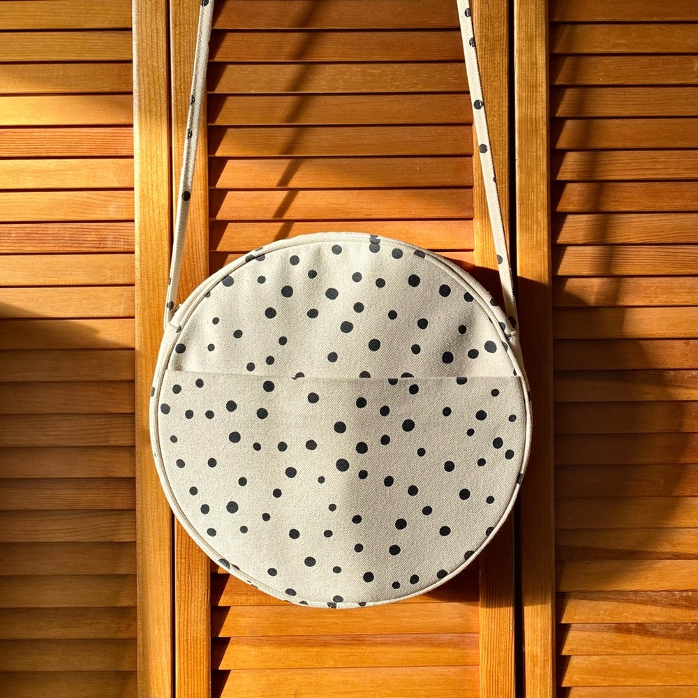 Baggu Canvas Large Circle Crossbody Bag |  Black & White Paint Dot